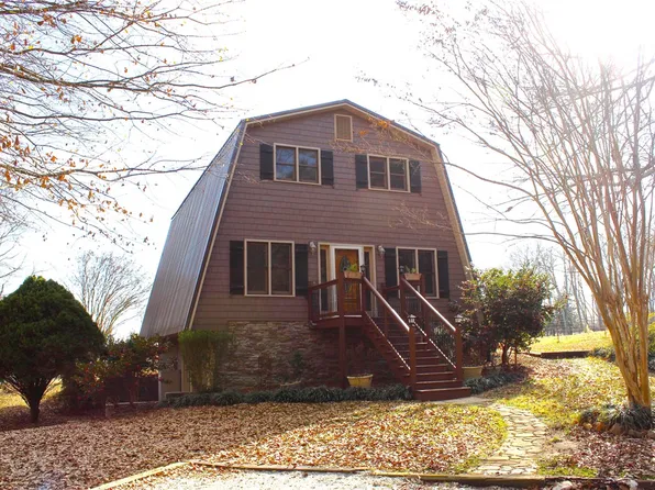 113 Irby Rd, Williamston, SC 29697