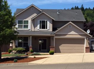 313 Pioneer Dr, Silverton, OR 97381