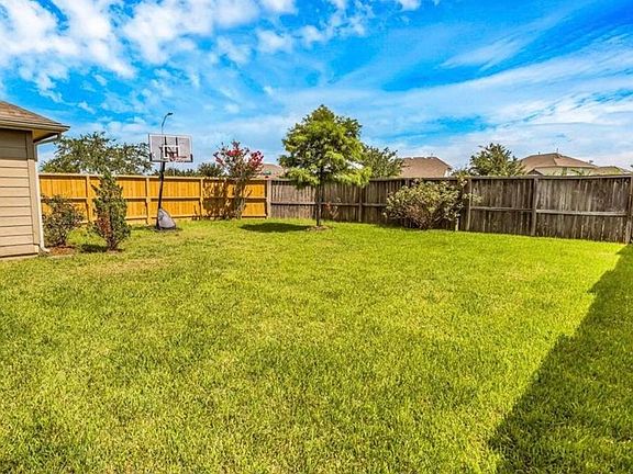 4th image of 3103 Westwood Manor Ln