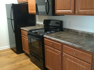 806 Saint Andrews Dr APT J, Wilmington, NC 28412