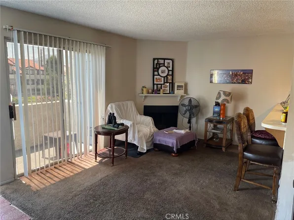 18209 Sierra Hwy Unit 4, Santa Clarita, CA 91351