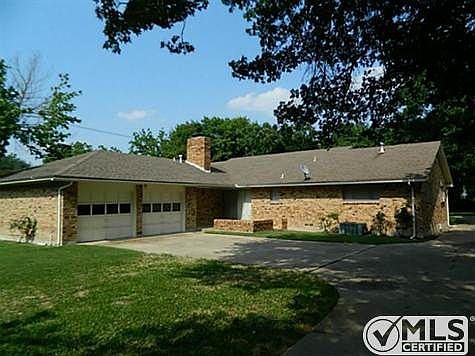 5th image of 411 Bird Ln