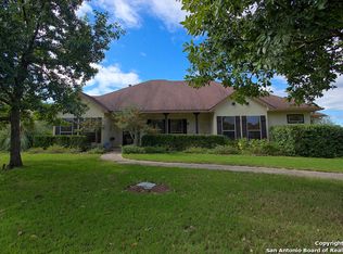 8716 Raintree Woods Dr, Fair Oaks Ranch, TX 78015