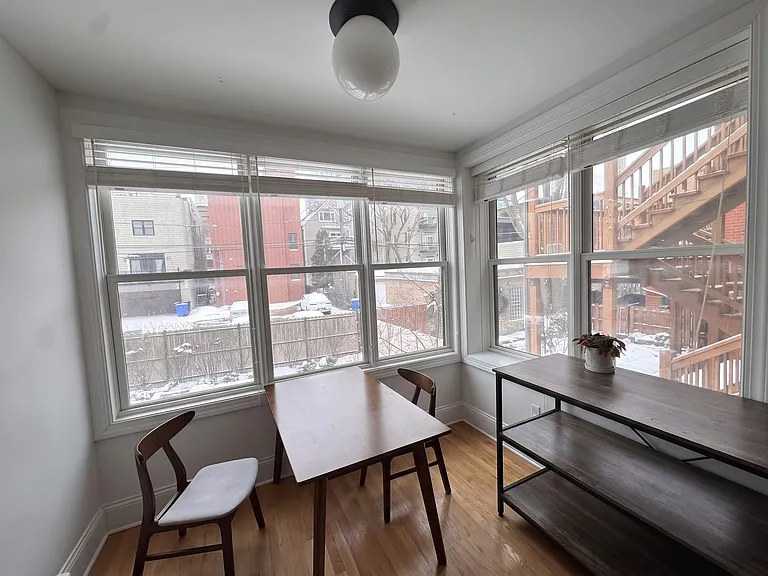 834 W Waveland Ave #1 — Photo 9
