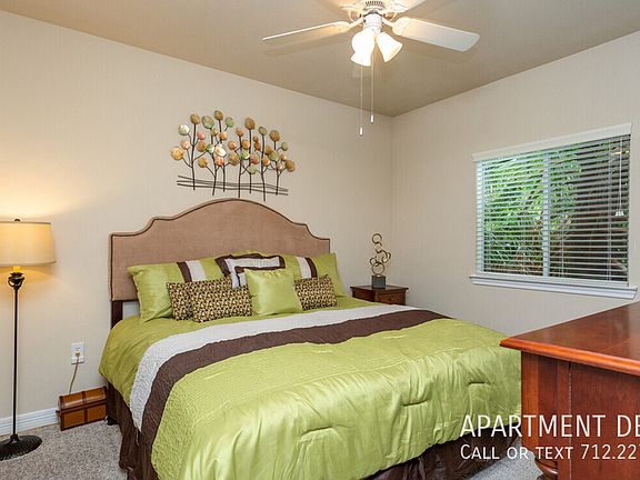 4th image of 1817 Dominion Dr #1439