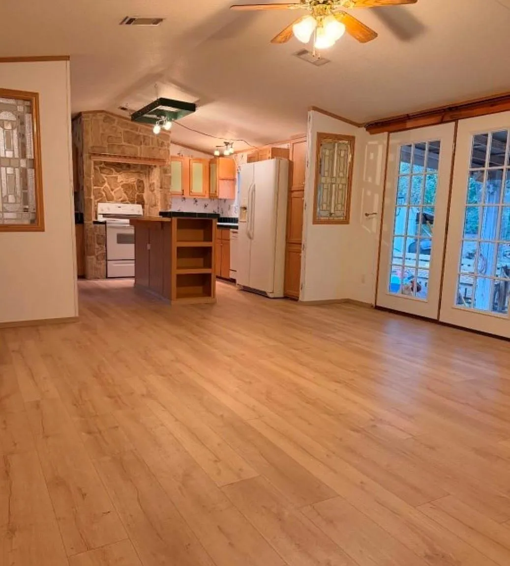 3 bed, 2.0 bath, $1,975 — Photo 4