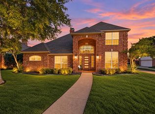 405 Brazil Dr, Hurst, TX 76054