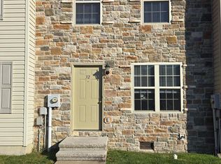 32 Genesis Dr, Inwood, WV 25428