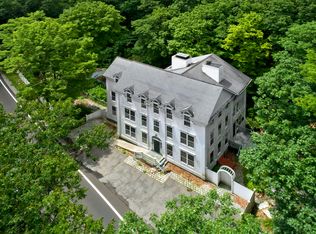 77 John St, Greenwich, CT