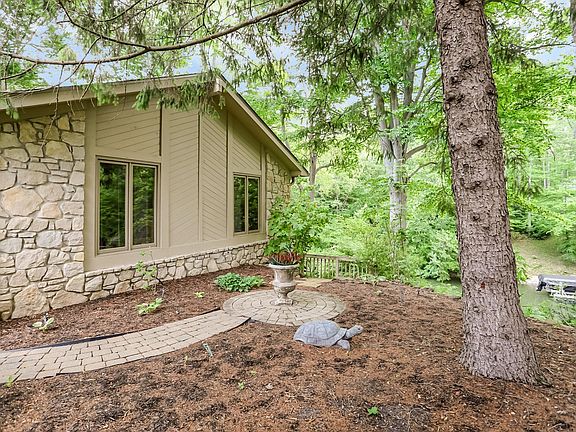 4th image of 7592 S Poplar Point Dr