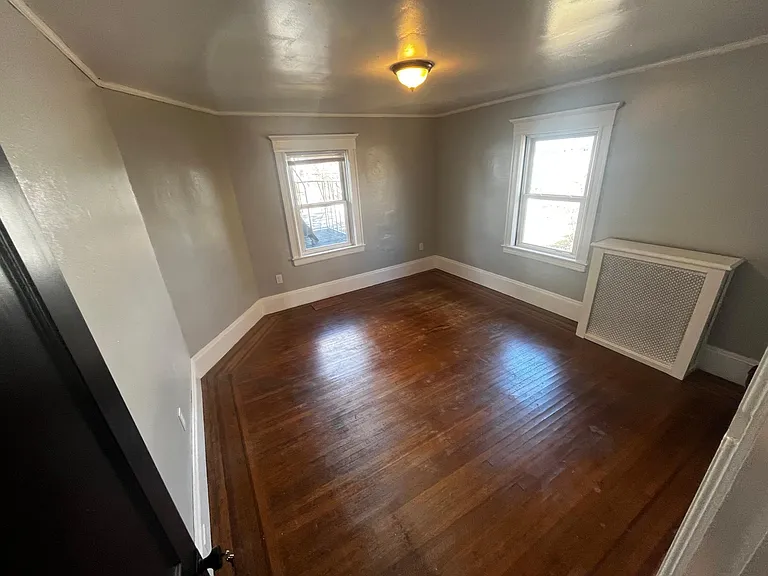 211 Washington Ave #2 — Photo 11