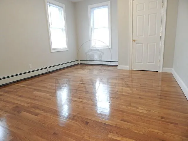 20 Henderson St #1 — Photo 7