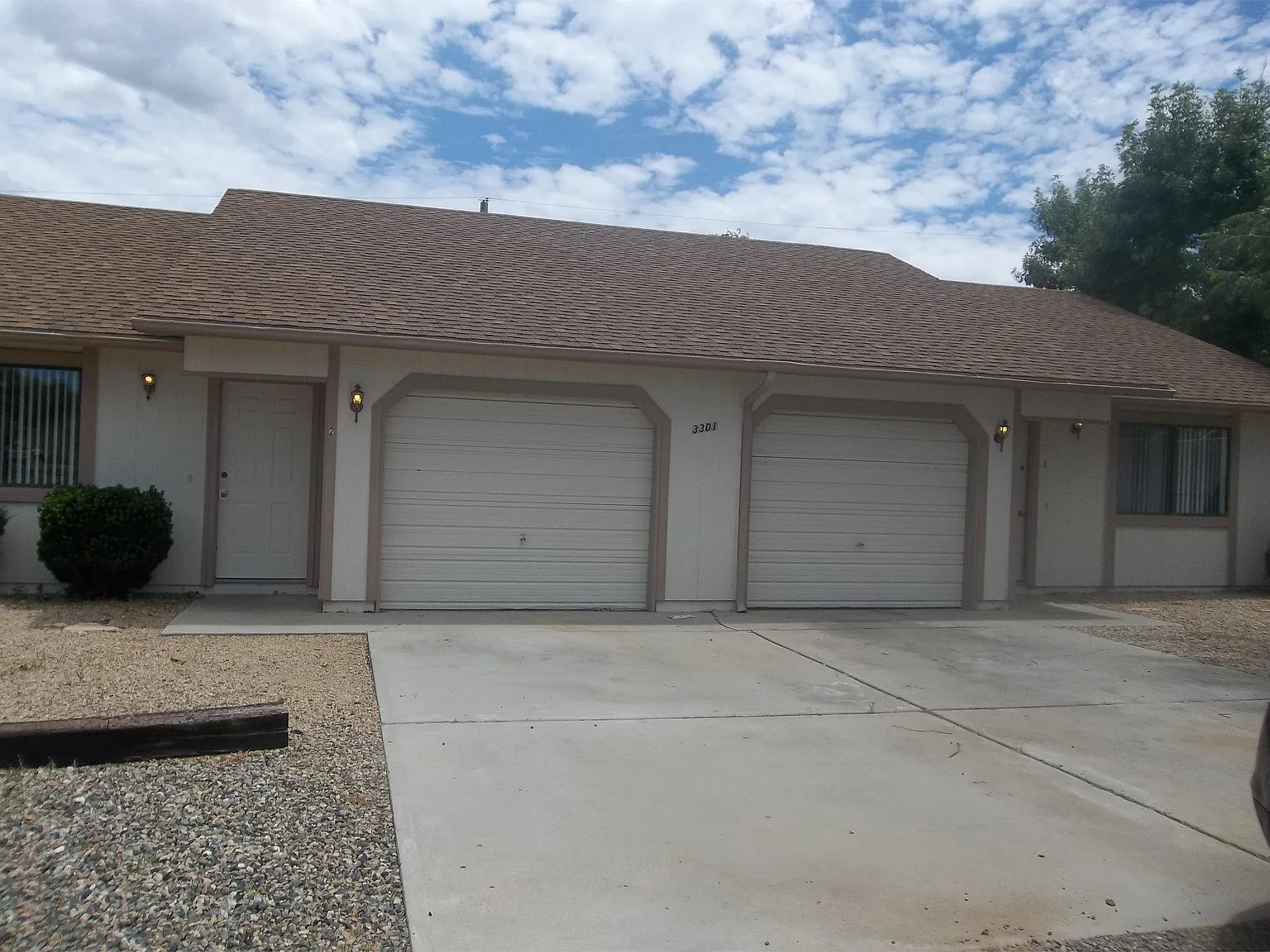 BC1357-3301 Tani Court - 1 — Photo 1