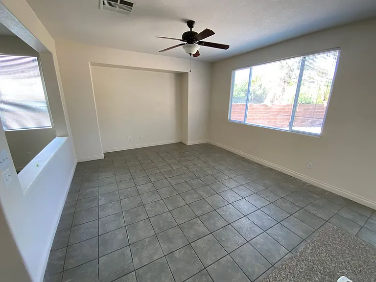 2392 Predera Ave — Photo 4