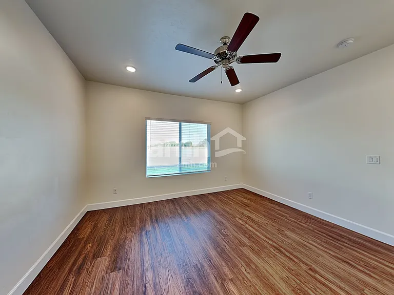 1829 N Montgomery Way — Photo 11