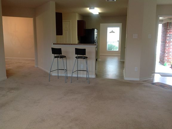 3rd image of 1215 Newsome Glenn Dr
