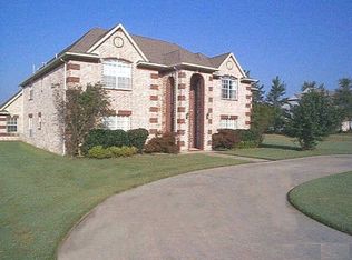 1705 NE Oakridge Dr, Claremore, OK 74017