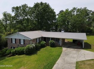 2960 Stuart Dr, Macon, GA 31204