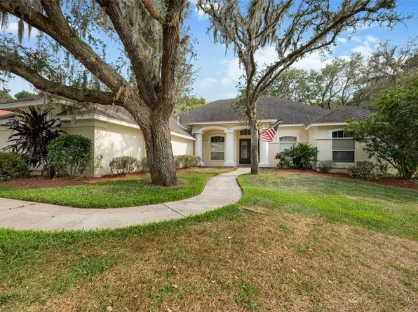 5112 Sylvan Oaks Dr, Valrico, FL 33596