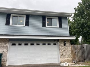 993 98th Ave NE, Blaine, MN 55434