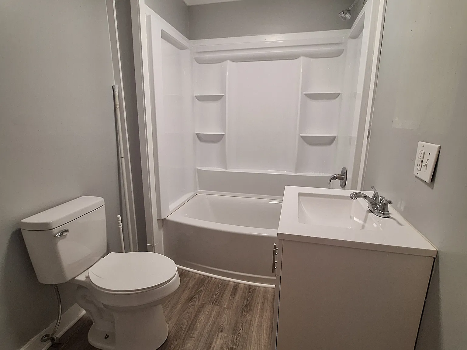 1 bed, $1,145 — Photo 4