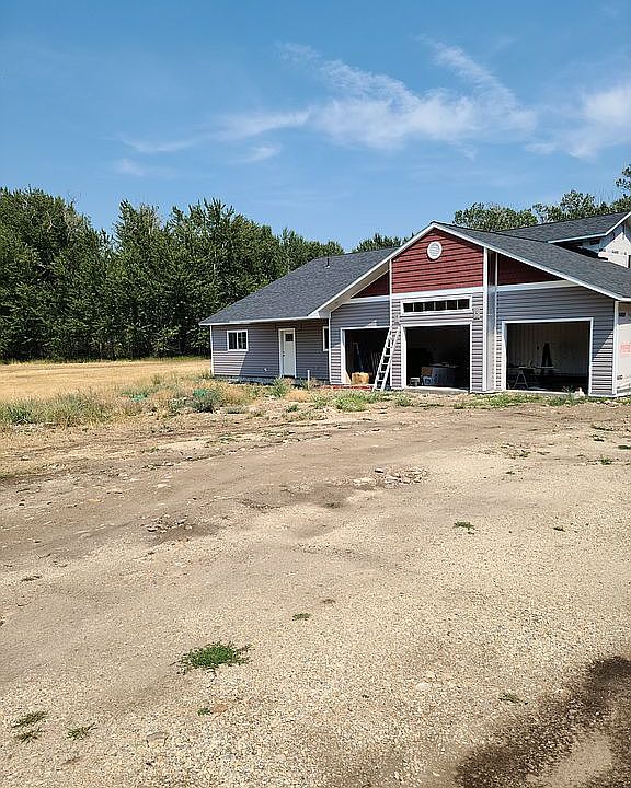 2nd image of 618 Grantsdale Rd