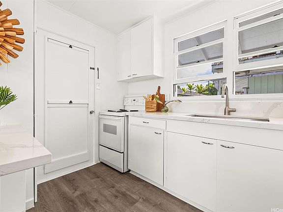 3rd image of 669B Kihapai St #1