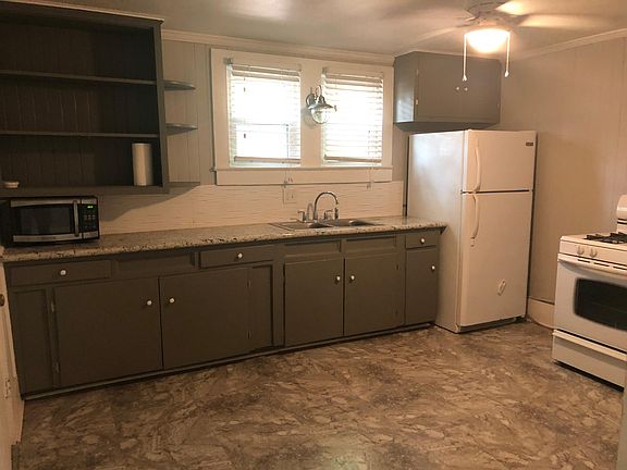 4th image of 411 W Taft St #D
