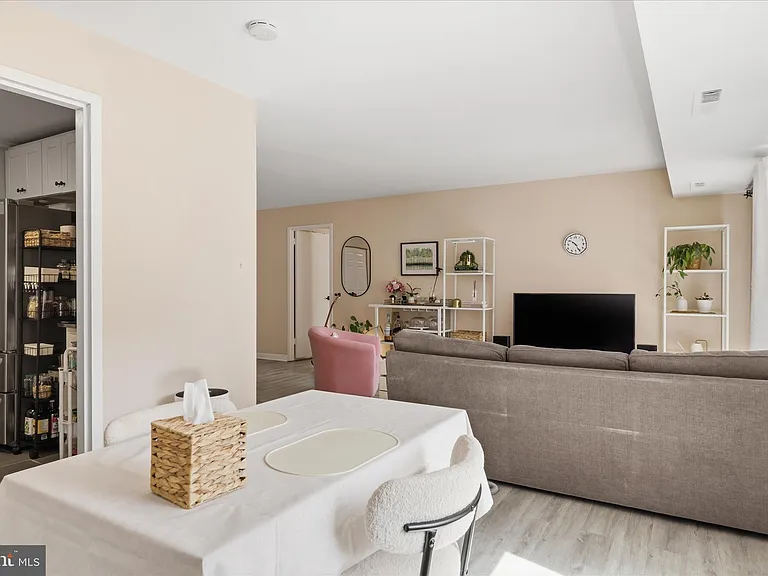 3100 S Manchester St #531 — Photo 9