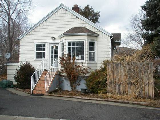 1st image of 2962 Adams St