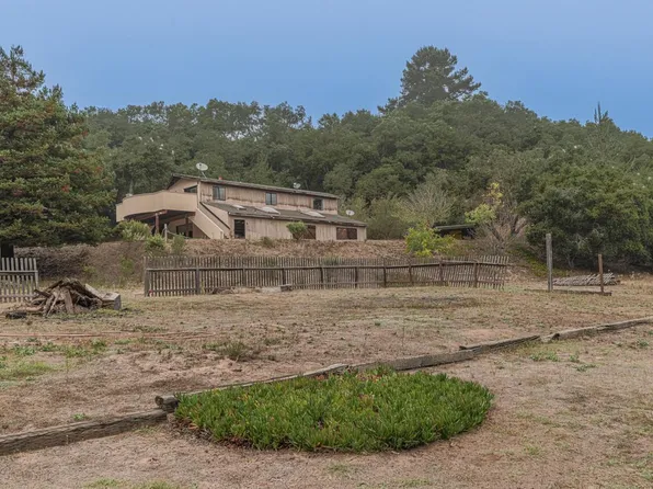 8550 Wild Horse Rd, Salinas, CA 93907