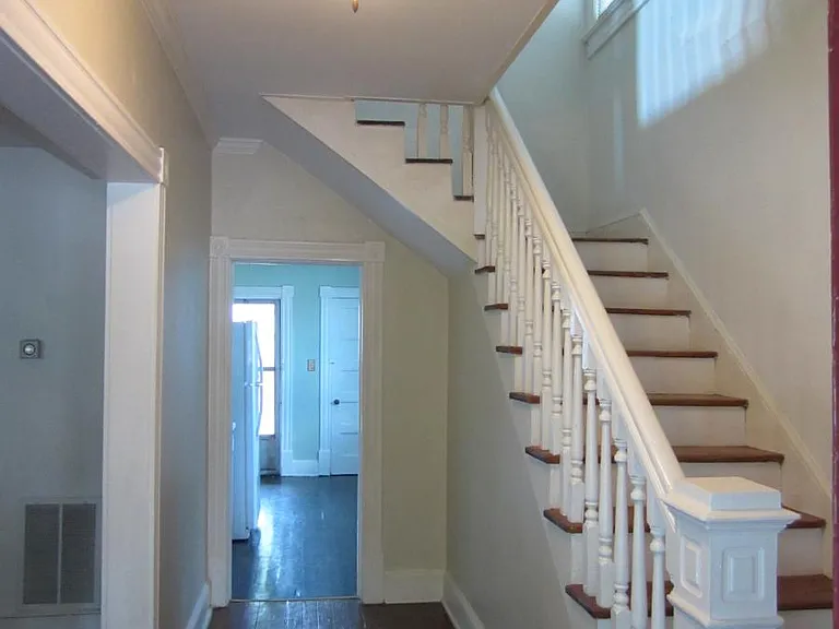 701 Amelia St — Photo 3
