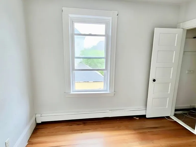 25 Read Ave — Photo 19