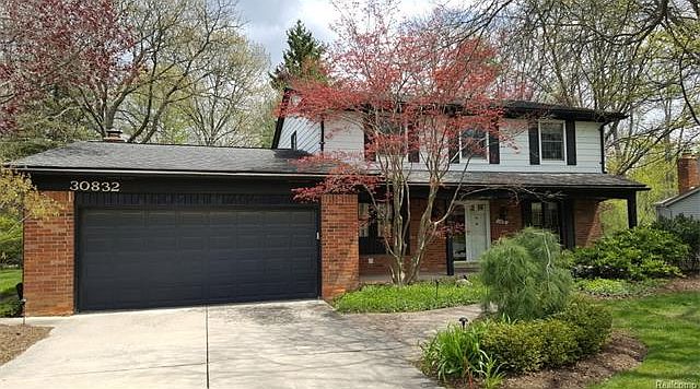 1st image of 30832 Oak Valley Dr