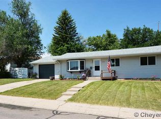 814 Cahill Dr, Cheyenne, WY 82001
