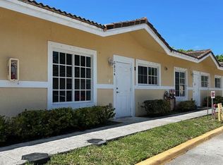 3834 SW 48th Ave, Hollywood, FL 33023