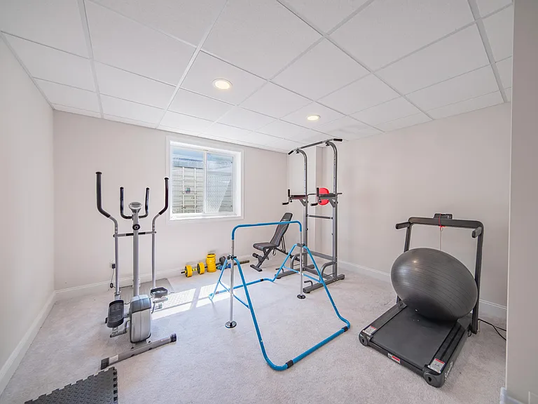 3081 N Spurway Dr — Photo 46