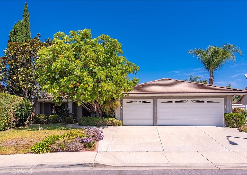 1st image of 3135 Starling Ave