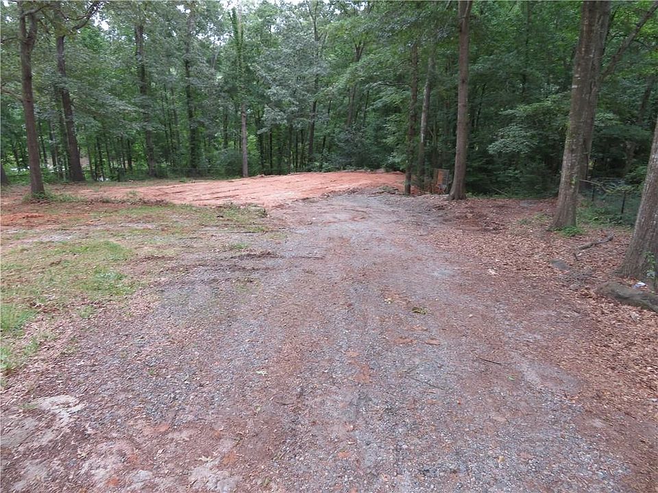 1st image of 132 Buckhead Dr