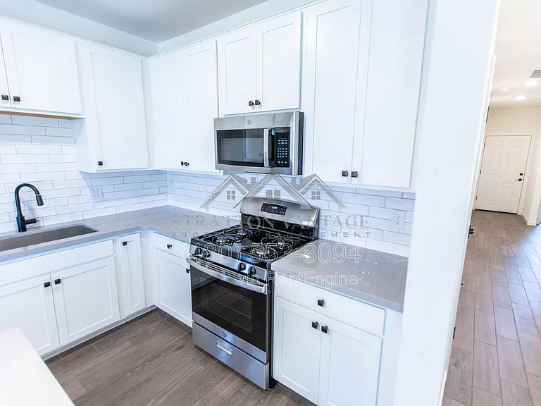 2547 N Kenna Pl — Photo 19