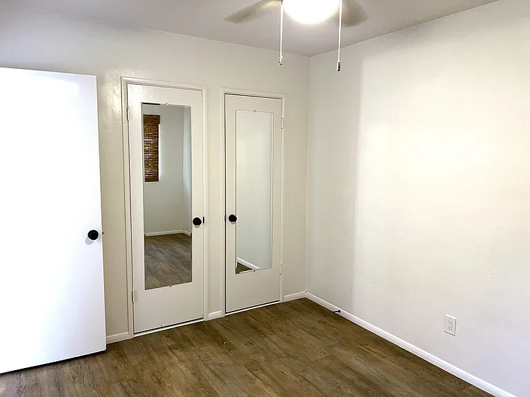 4463 Mentone St #5 — Photo 19