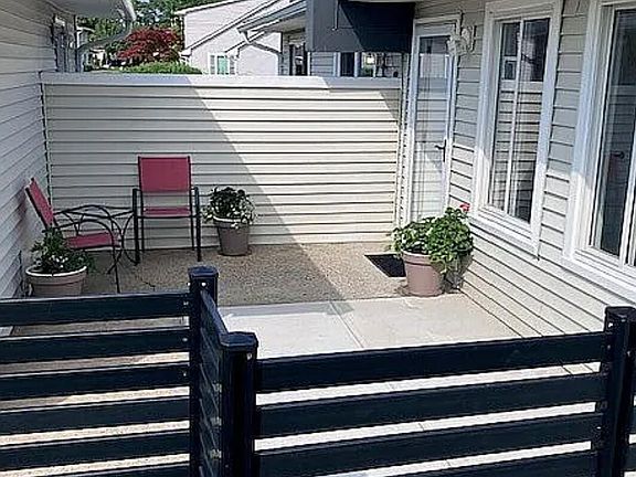 4th image of 4 Doris Drive