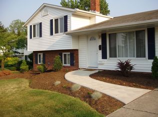 1827 Jo Ann Dr, Parma, OH 44134