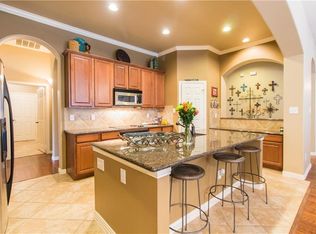 1121 Kardinal Ct, Midlothian, TX 76065