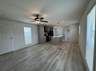 17 Bonnet St, Willis, TX 77318