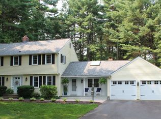 47 Farmstead Lane, Simsbury, CT 06092