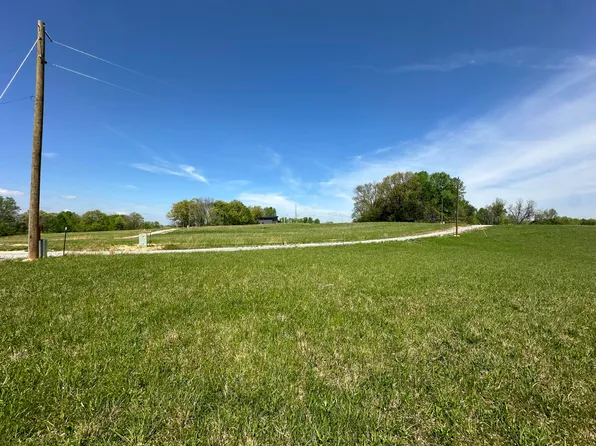 4 Pearl Dr, Nancy, KY 42544