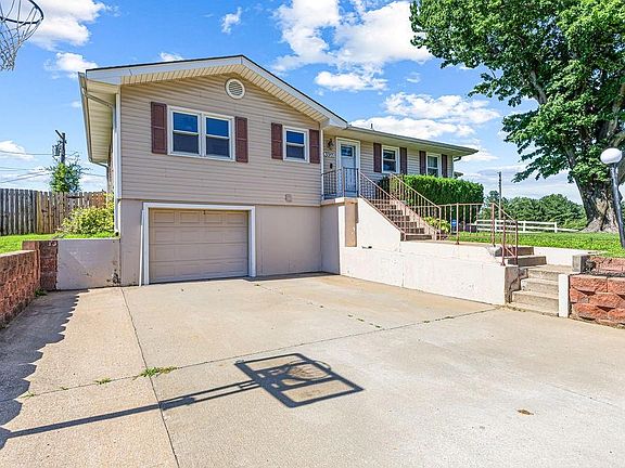 3rd image of 3911 Bucher Dr