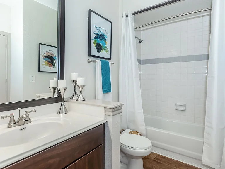 Richmond Towne Homes — Photo 7