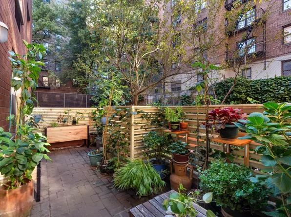 736 West 187th Street image 6 of 14